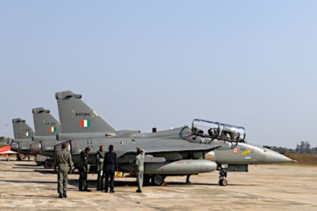 India displays its Arms manufacturers capability to Sri Lanka